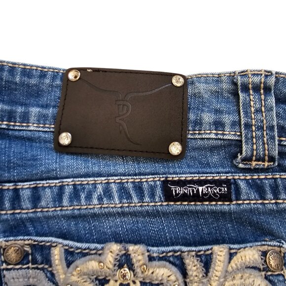 Trinity Ranch Bedazzled Embroidered Blue Denim Bootcut Jeans Sz Junior 11 - Picture 9 of 12